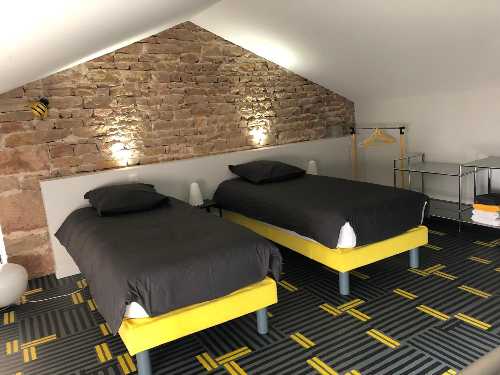 Appartement Contemporain Dans Une Authentique Demeure Viticole Charnay-lès-Mâcon 外观 照片