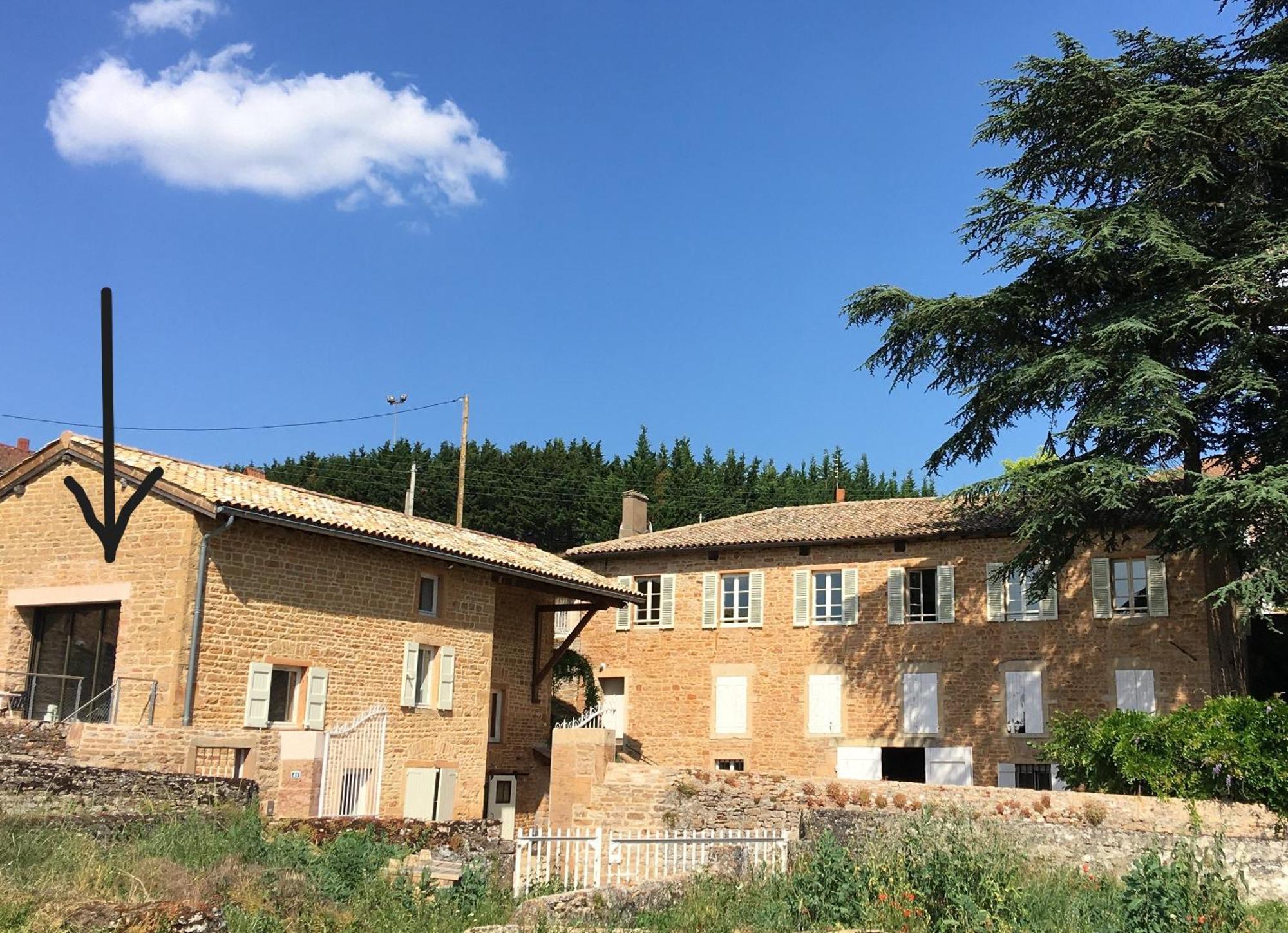 Appartement Contemporain Dans Une Authentique Demeure Viticole Charnay-lès-Mâcon 外观 照片